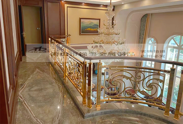 铜楼梯的设计空间和舒适价值
